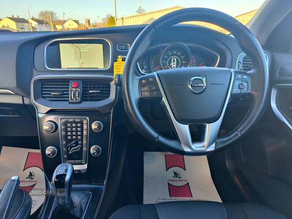 Used Volvo V40 2016 for sale - 76825642: Photo 30