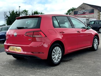 Used Volkswagen Golf 2017 for sale - 78899090: Photo