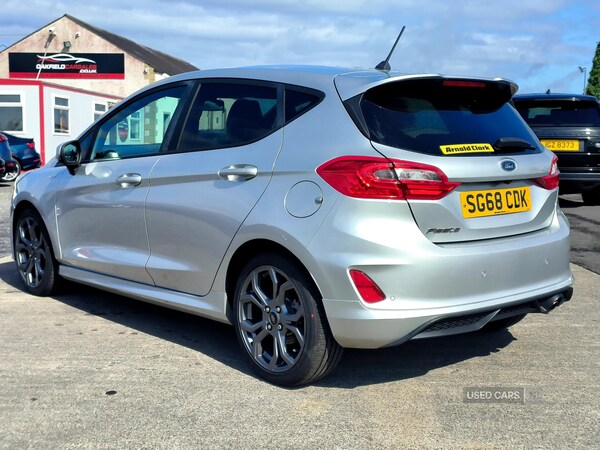 Used Ford Fiesta 2018 for sale - 76109934: Photo 2