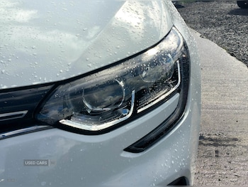 Used Renault Megane 2019 for sale - 76965765: Photo