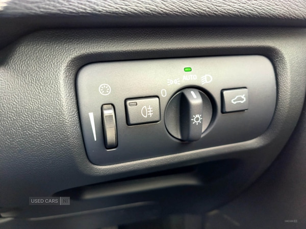 Used Volvo V40 2016 for sale - 76574161: Photo 27