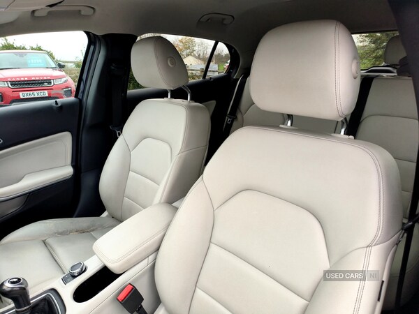 Used Mercedes-Benz GLA 2016 for sale - 76573874: Photo 32