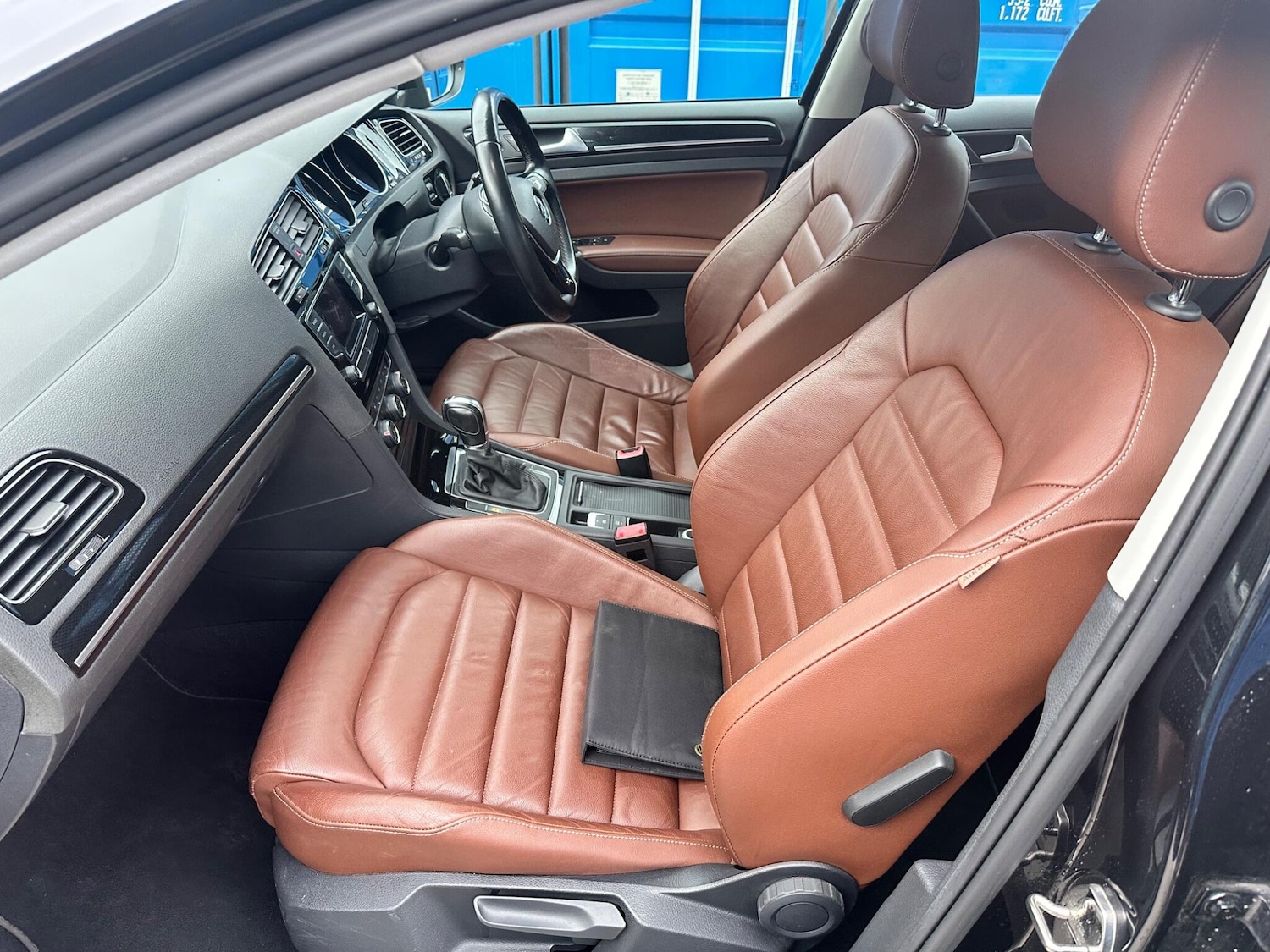 Used Volkswagen Golf 2025 for sale - 77559144: Photo 4