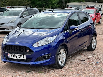 Used Ford Fiesta 2015 for sale - 77425237: Photo