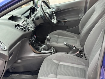 Used Ford Fiesta 2015 for sale - 77425237: Photo