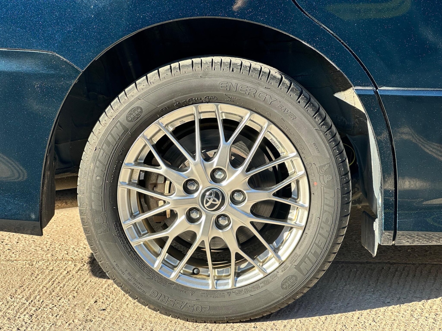 Used Toyota Voxy for sale - 77939393: Photo 10