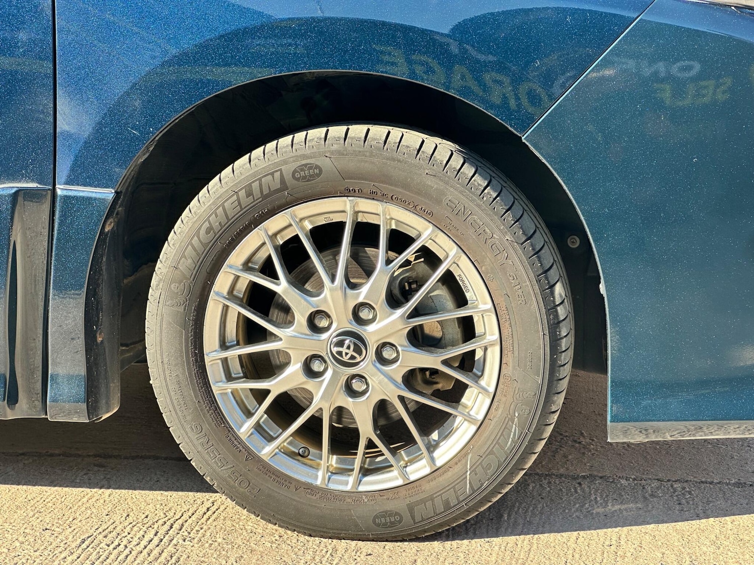 Used Toyota Voxy for sale - 77939393: Photo 8