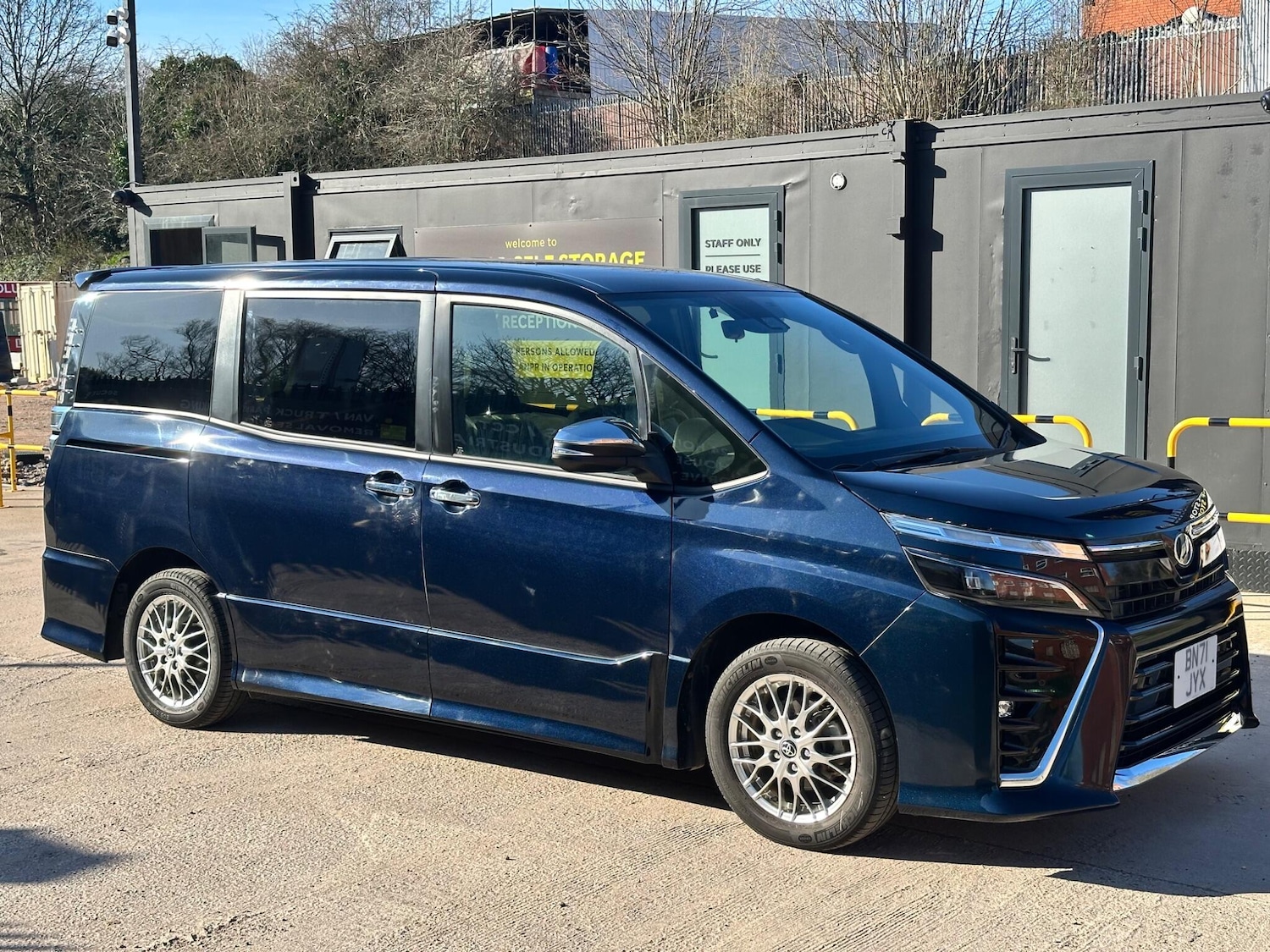 Used Toyota Voxy for sale - 77939393: Photo 9