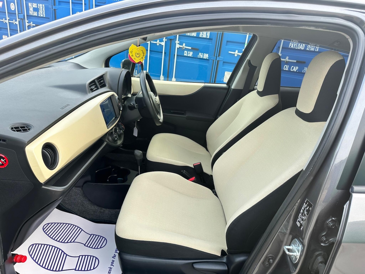 Used Toyota Yaris 2026 for sale - 78115132: Photo 12