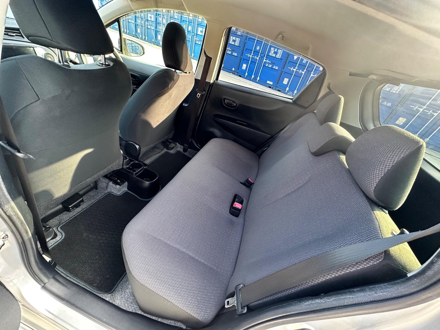 Used Toyota Yaris for sale - 77977675: Photo 15