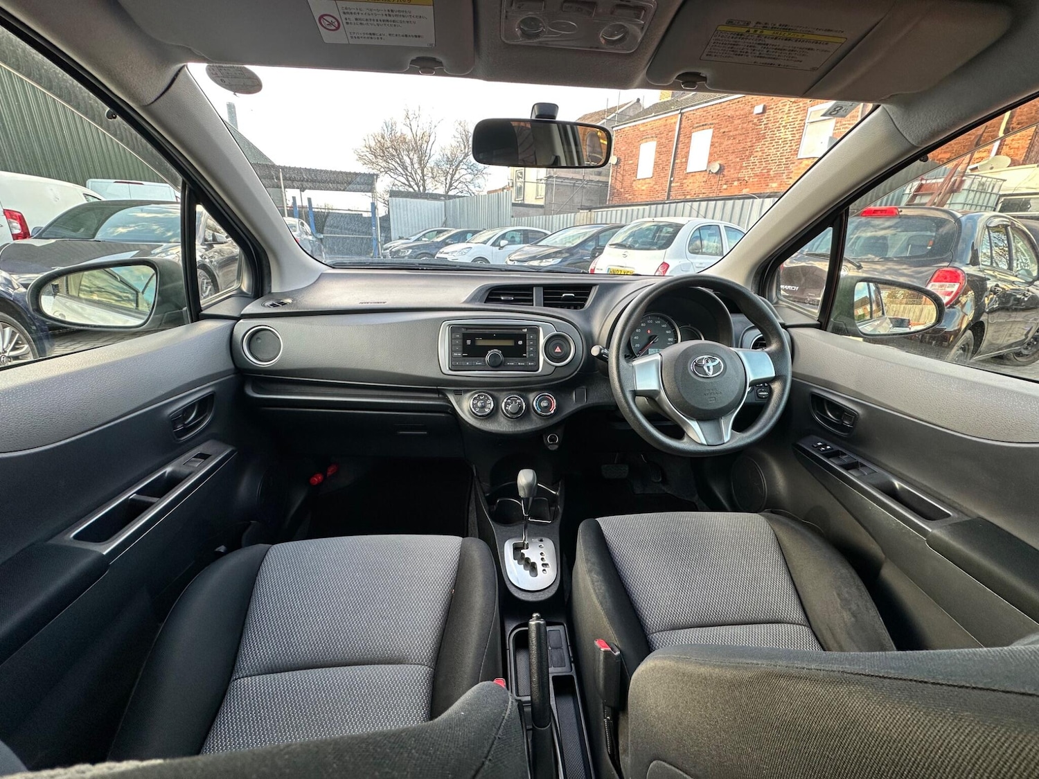 Used Toyota Vitz 2025 for sale - 77425336: Photo 10