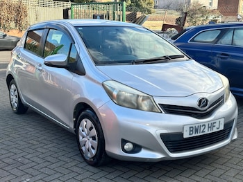 Toyota Vitz feature image