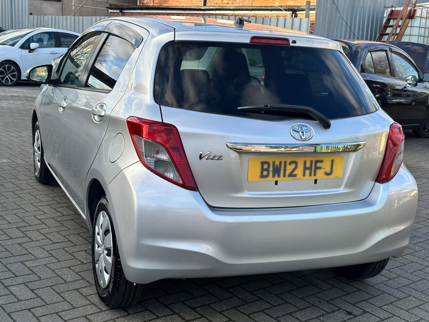 Used Toyota Vitz 2025 for sale - 77425336: Photo 6