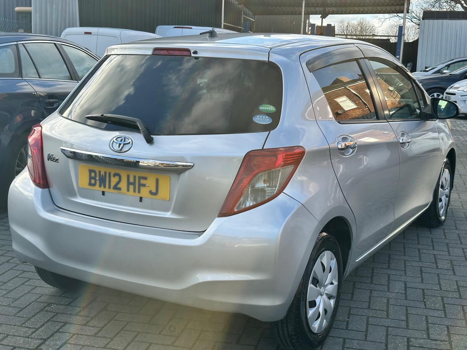 Used Toyota Vitz 2025 for sale - 77425336: Photo 7