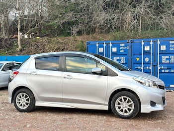 Used Toyota Yaris 2012 for sale - 77424983: Photo