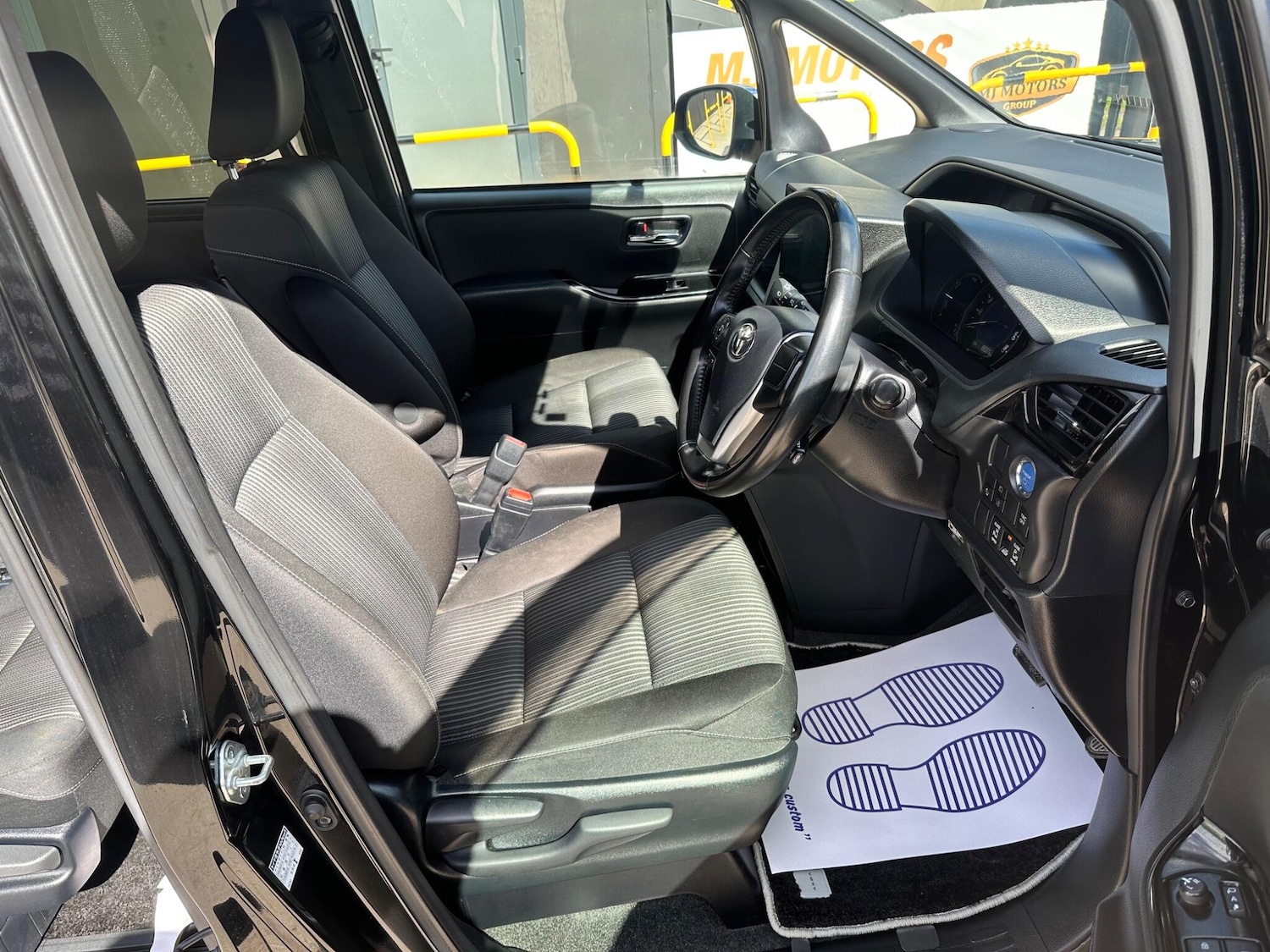 Used Toyota Voxy for sale - 78141399: Photo 10