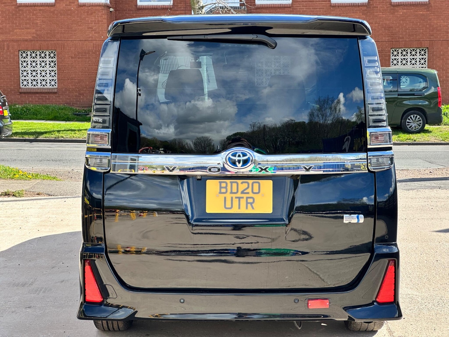 Used Toyota Voxy for sale - 78141399: Photo 7