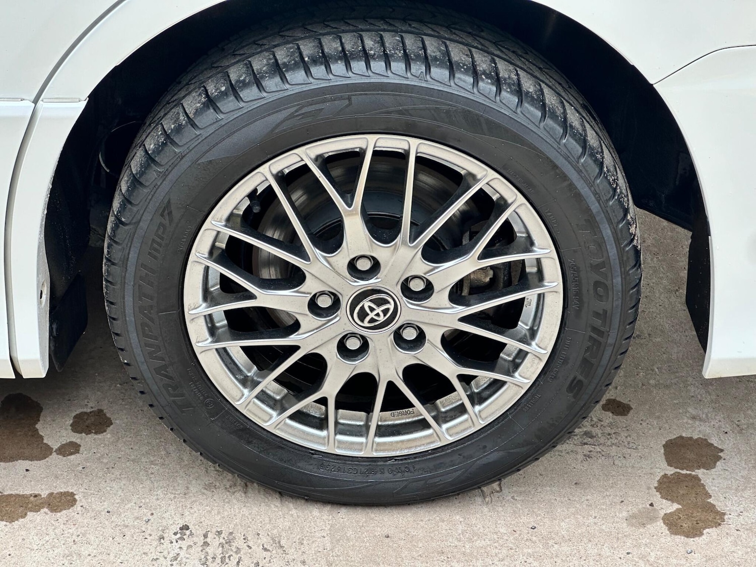 Used Toyota Voxy for sale - 77559560: Photo 13