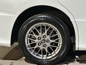 Used Toyota Voxy 2020 for sale - 77559560: Photo