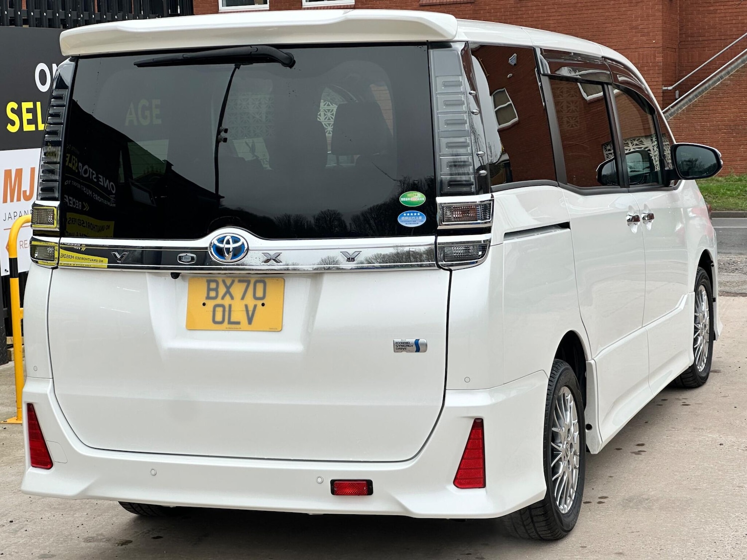 Used Toyota Voxy for sale - 77559560: Photo 8