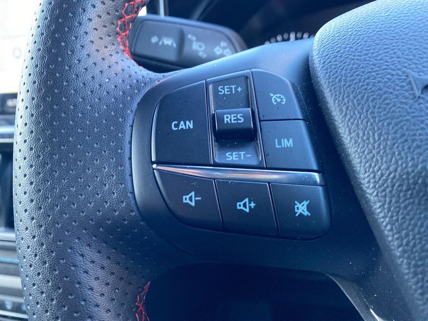 Used Ford Focus 2023 for sale - 77090087: Photo 28