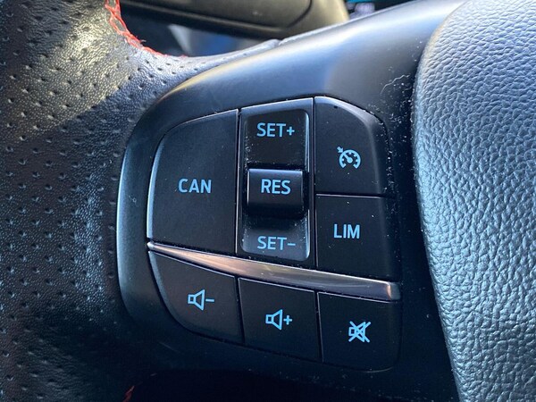 Used Ford Focus 2020 for sale - 75982230: Photo 26