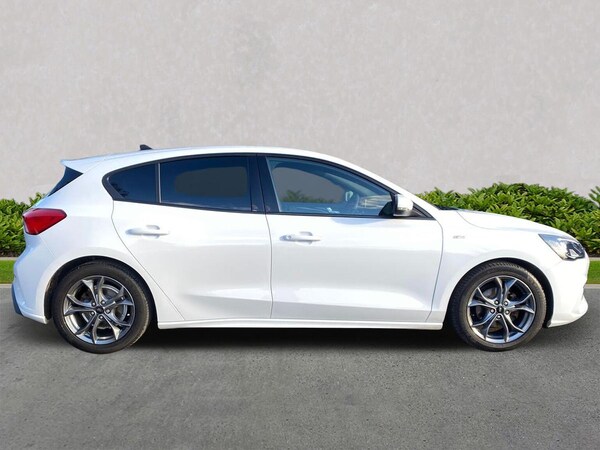Used Ford Focus 2020 for sale - 75982230: Photo 3