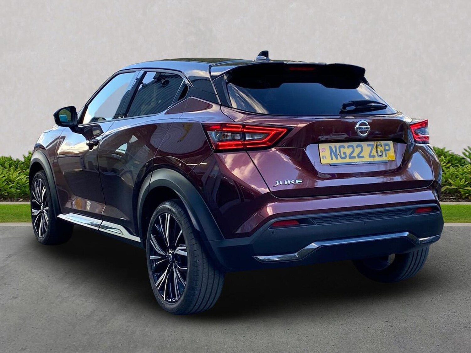 Used Nissan Juke 2022 for sale - 76070204: Photo 2