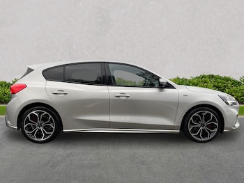 Used Ford Focus 2020 for sale - 76504993: Photo