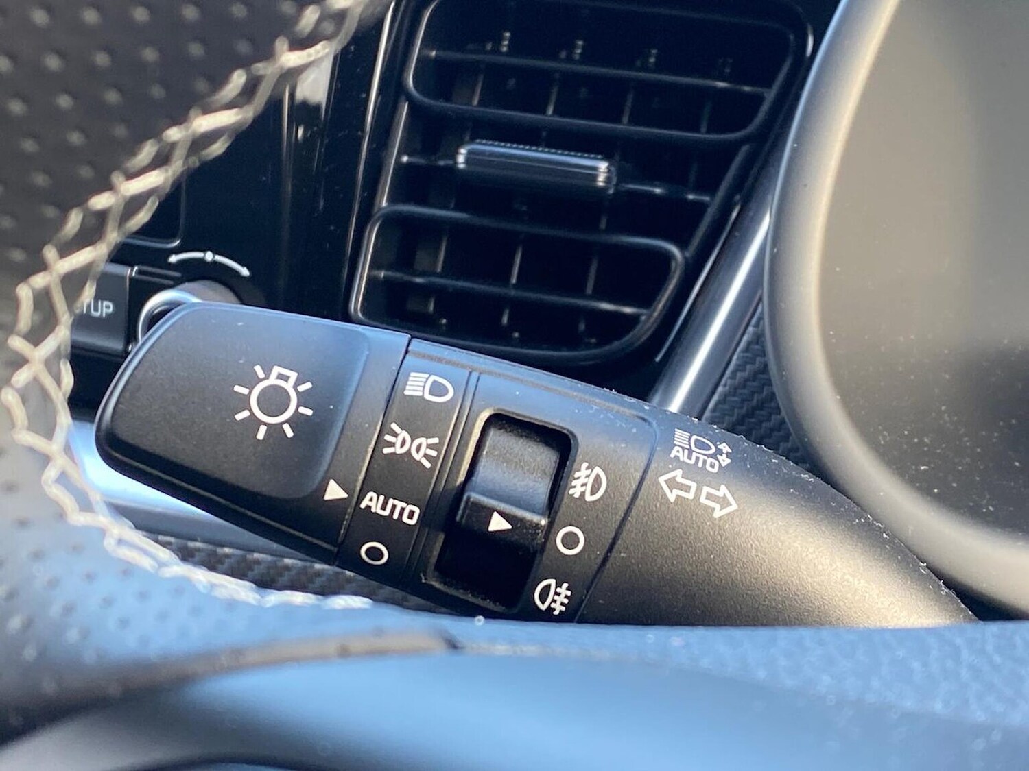 Used Kia Stonic 2025 for sale - 77078049: Photo 30