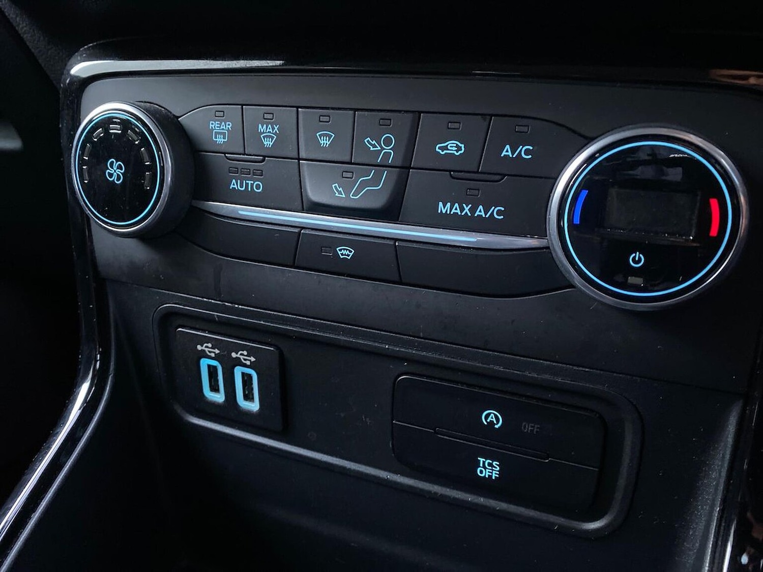 Used Ford Ecosport 2018 for sale - 76402411: Photo 12