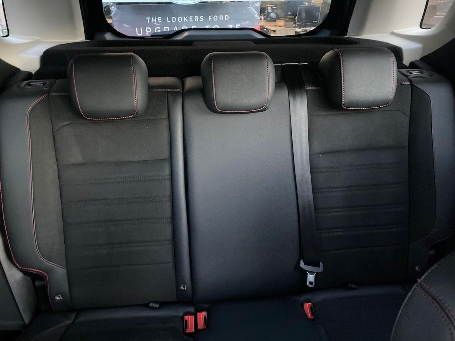 Used Ford Ecosport 2018 for sale - 76402411: Photo 16