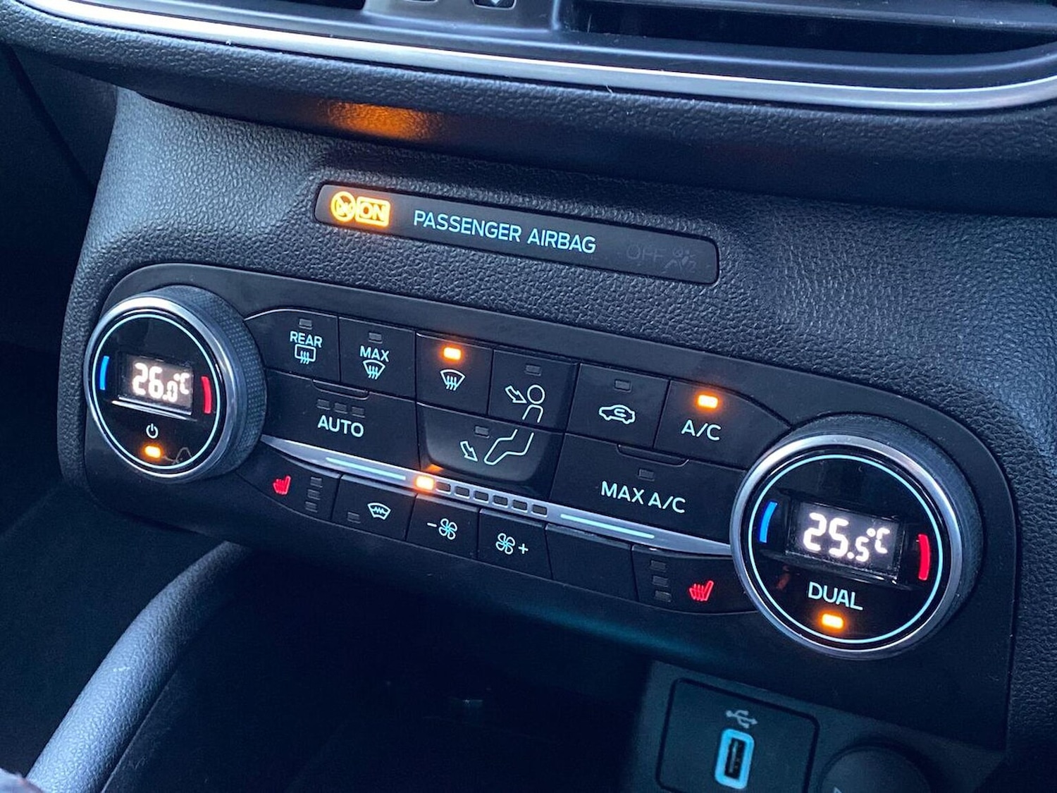 Used Ford Focus 2020 for sale - 76387180: Photo 12