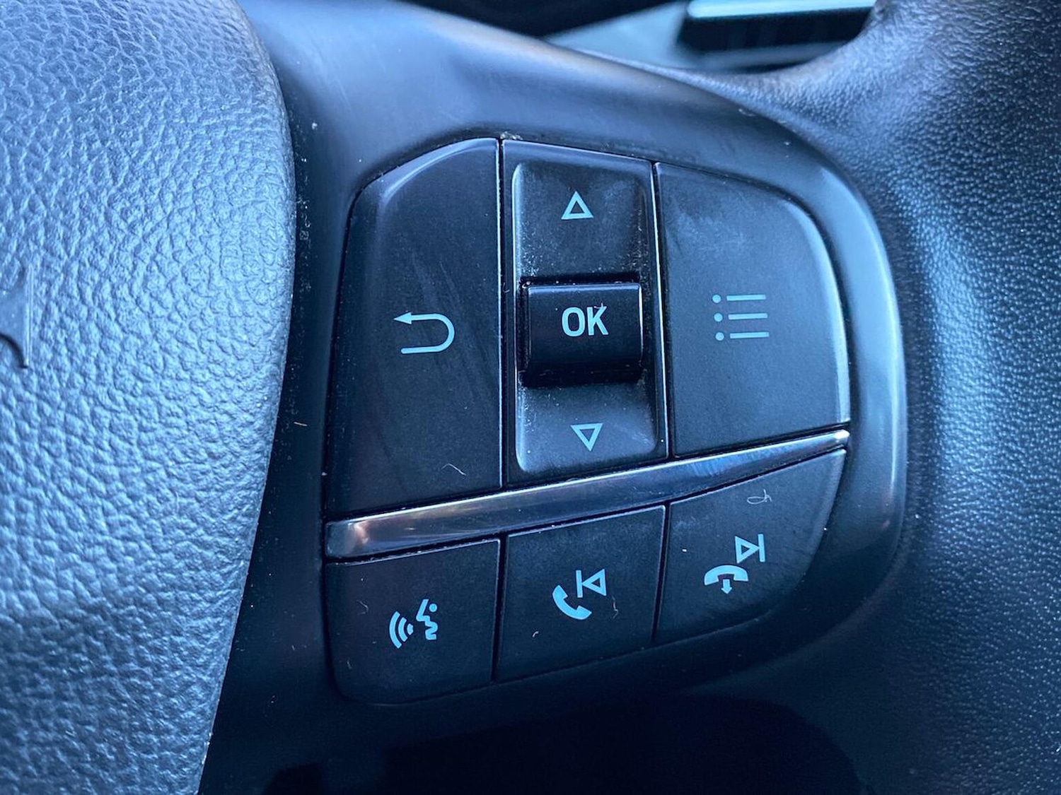 Used Ford Focus 2020 for sale - 76387180: Photo 27