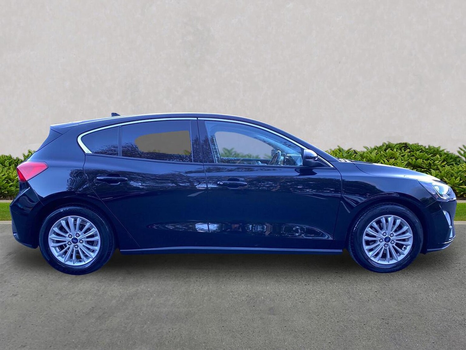 Used Ford Focus 2020 for sale - 76387180: Photo 3