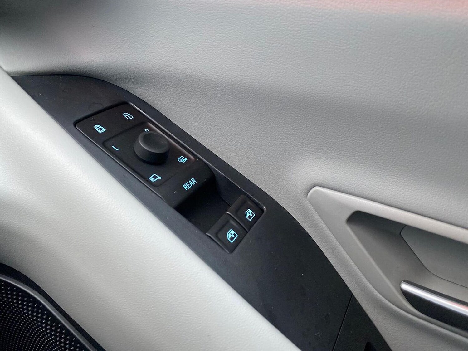 Used Ford Explorer 2025 for sale - 77488898: Photo 21