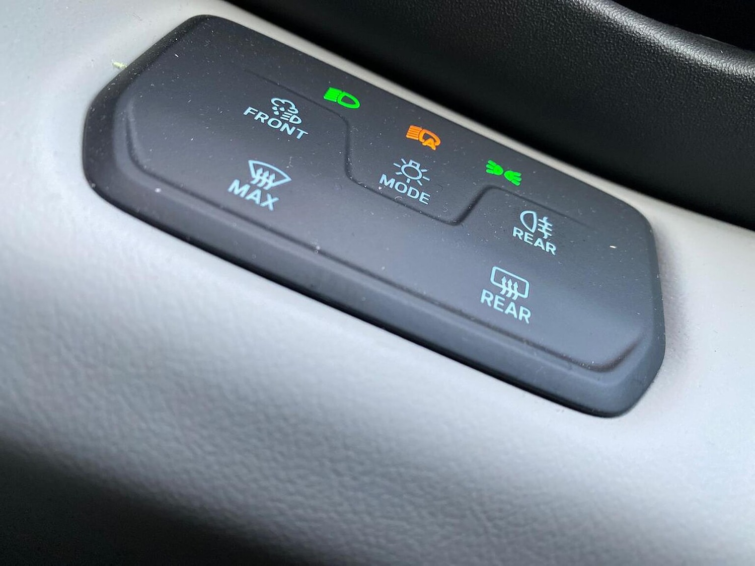 Used Ford Explorer 2025 for sale - 77488898: Photo 22