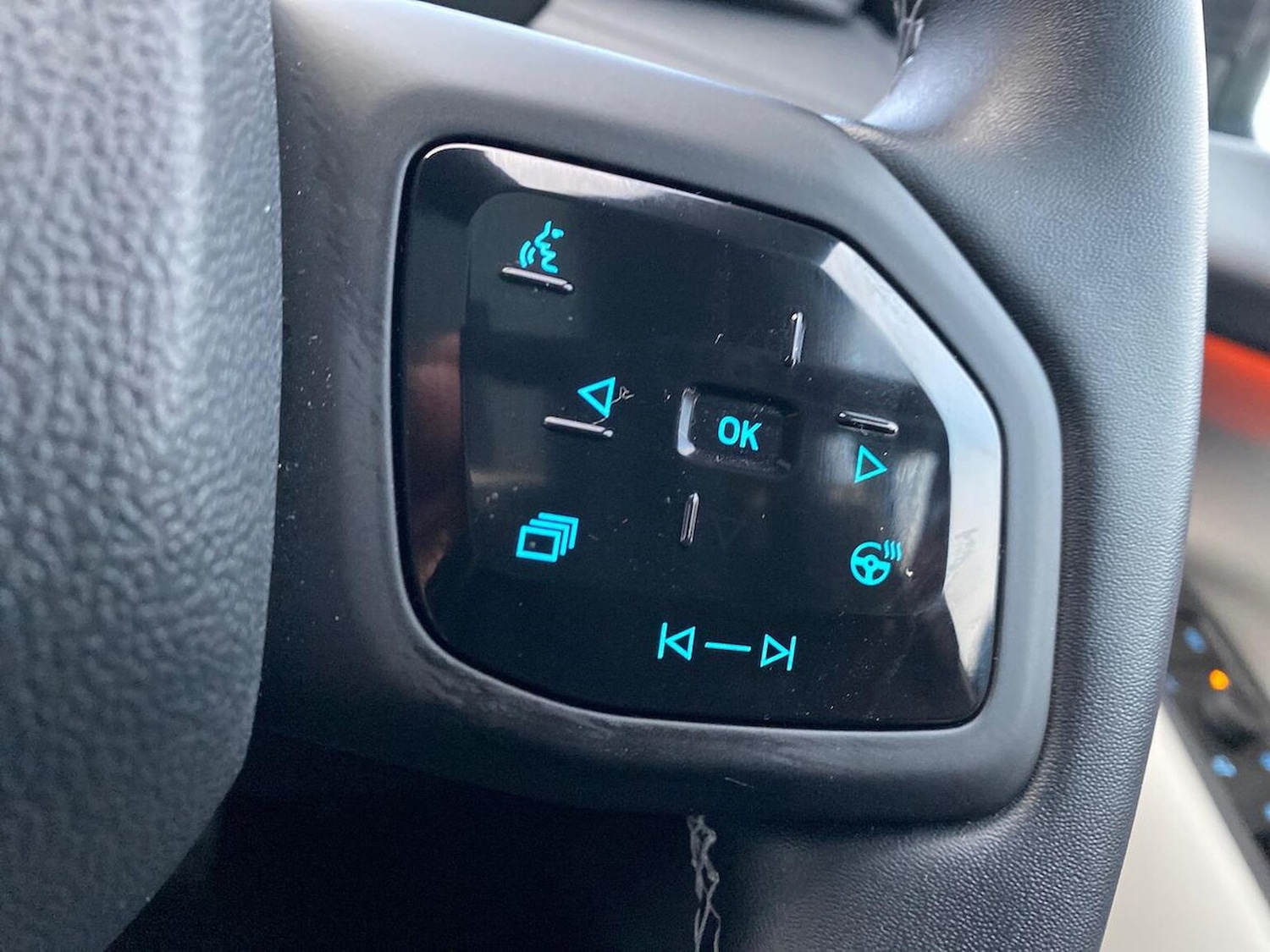 Used Ford Explorer 2025 for sale - 77488898: Photo 27