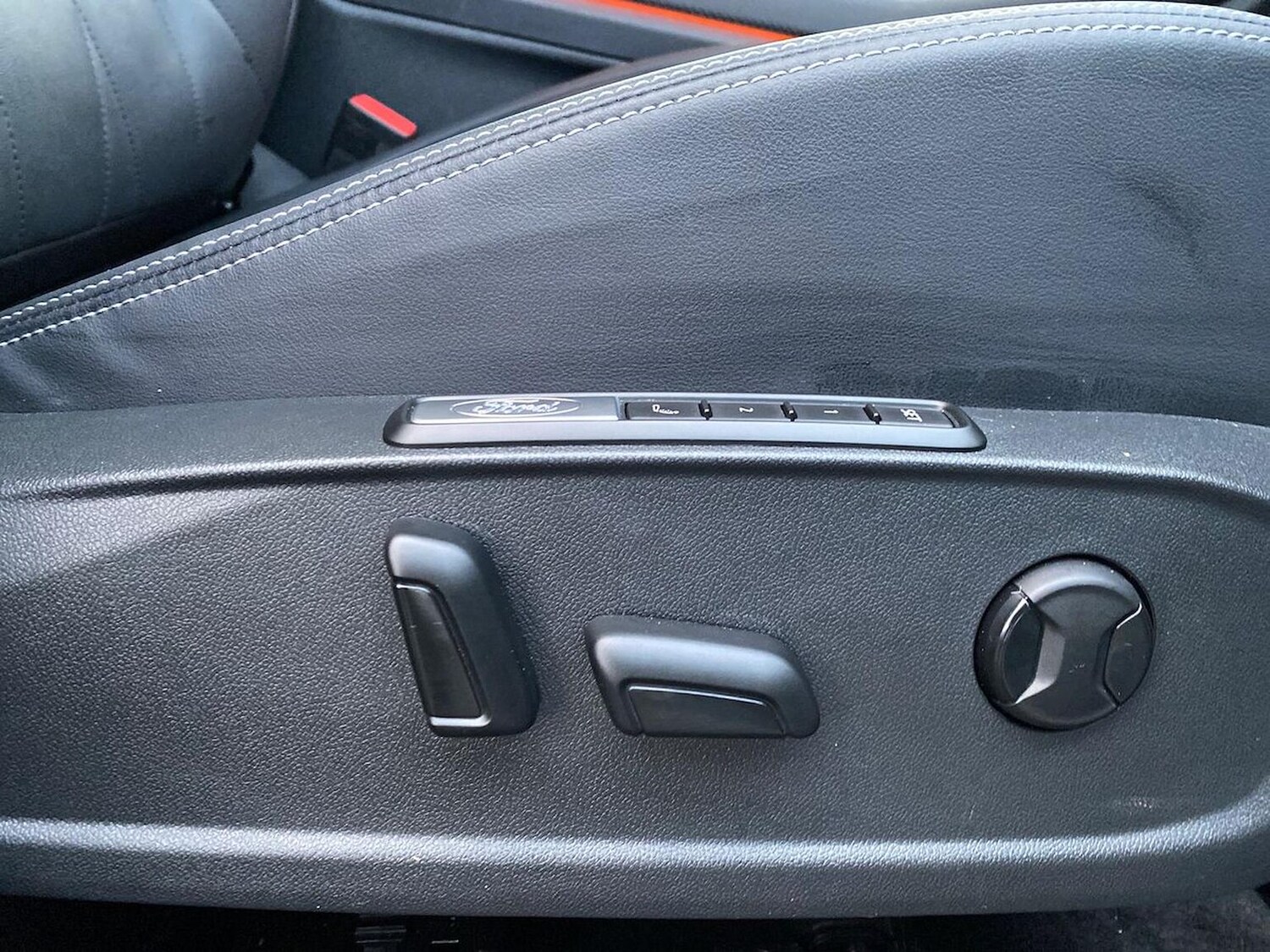 Used Ford Explorer 2025 for sale - 77488898: Photo 30