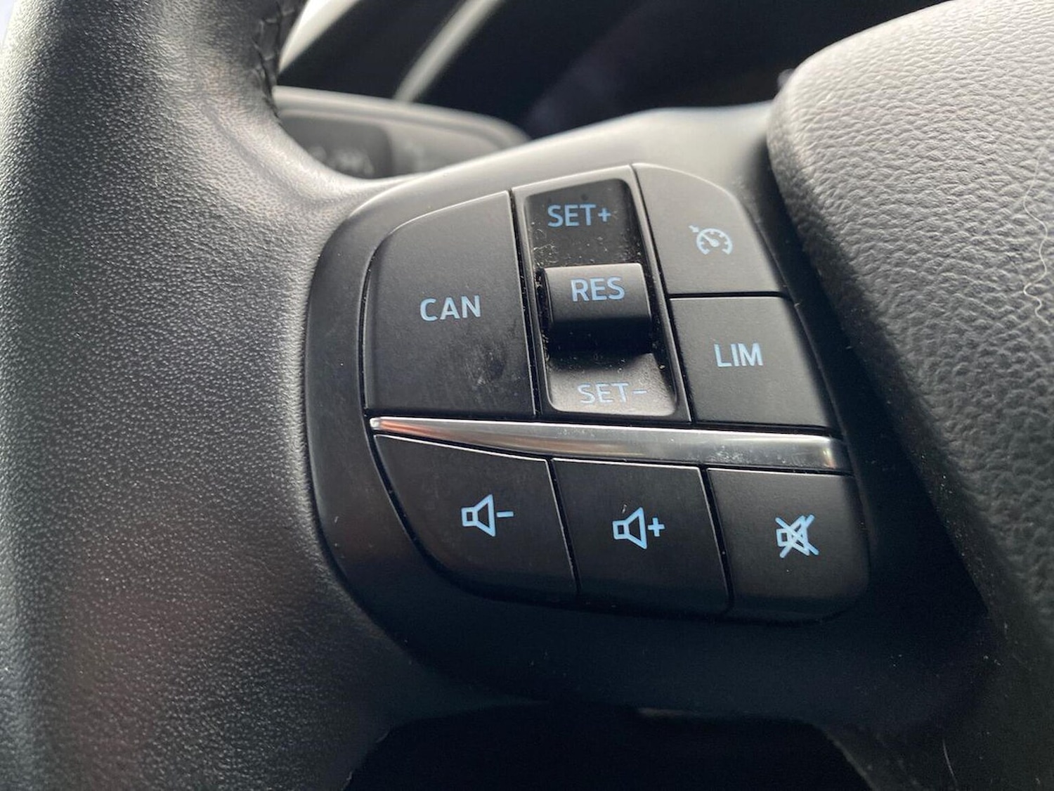 Used Ford Focus 2020 for sale - 76478235: Photo 26