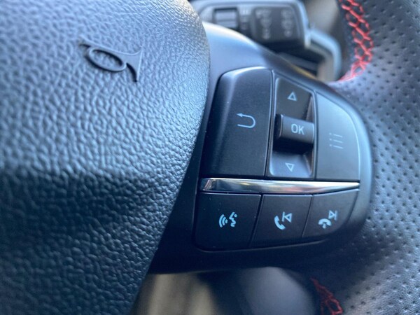 Used Ford Focus 2023 for sale - 76212032: Photo 28