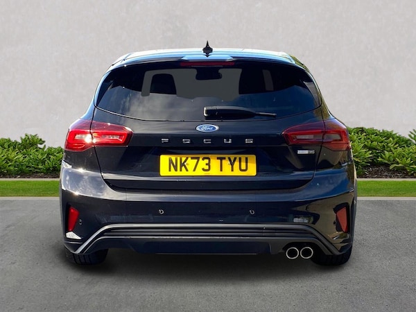 Used Ford Focus 2023 for sale - 76212032: Photo 4