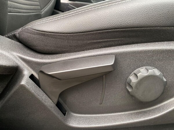 Used Ford Kuga 2017 for sale - 76198432: Photo 30