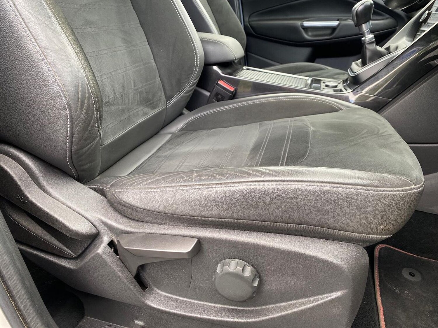 Used Ford Kuga 2017 for sale - 75958331: Photo 30