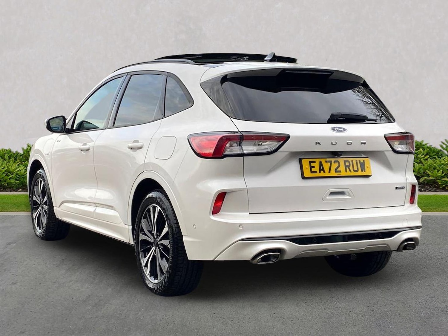 Used Ford Kuga 2023 for sale - 76693434: Photo 2