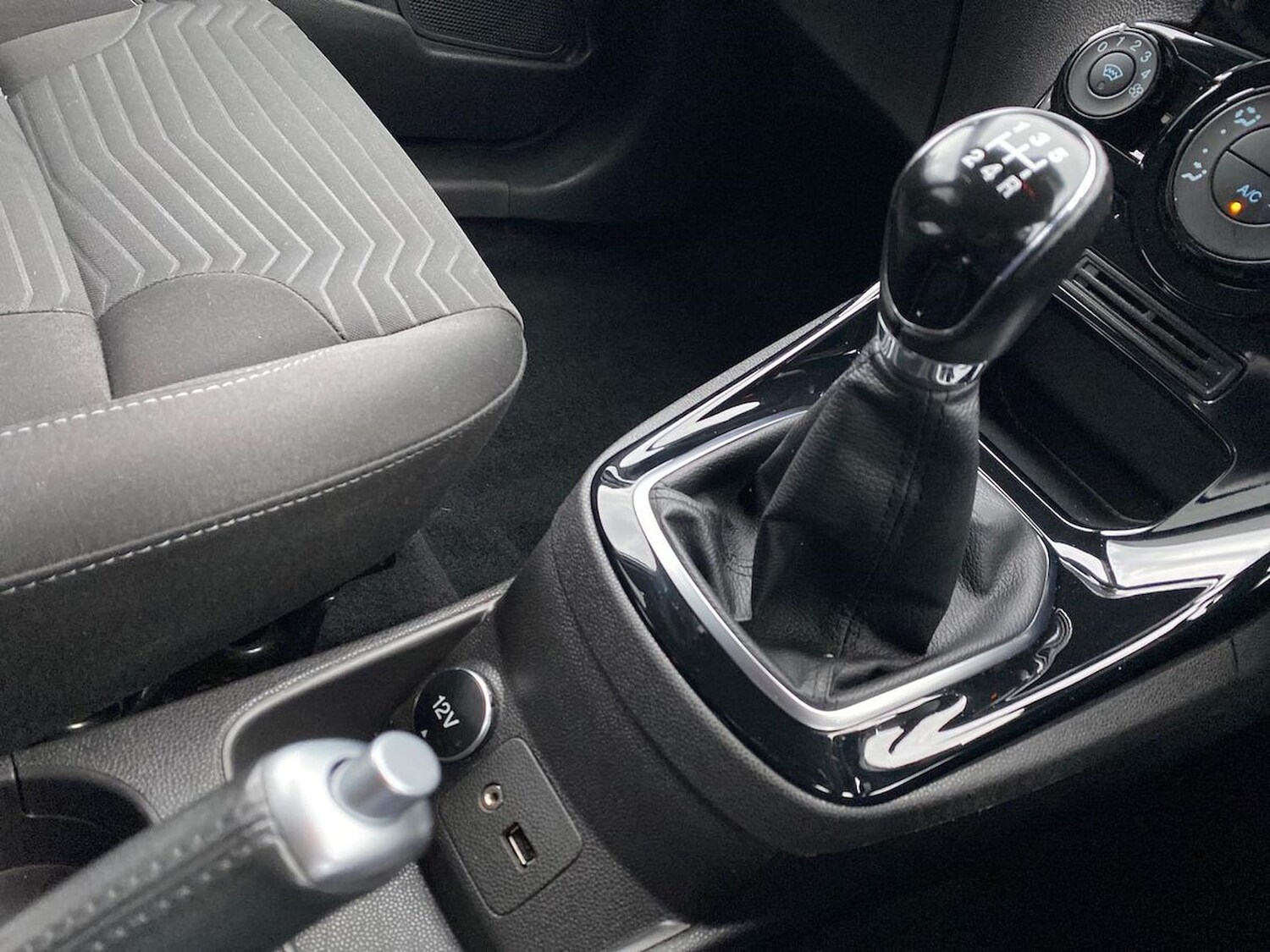 Used Ford Fiesta 2016 for sale - 76490814: Photo 13