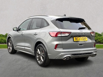 Used Ford Kuga 2023 for sale - 76275129: Photo 2