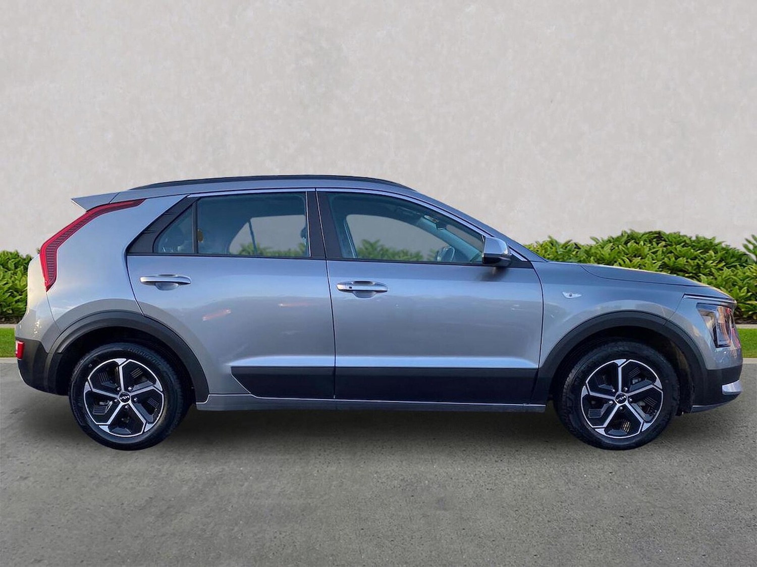 Used Kia Niro 2024 for sale - 77078035: Photo 5