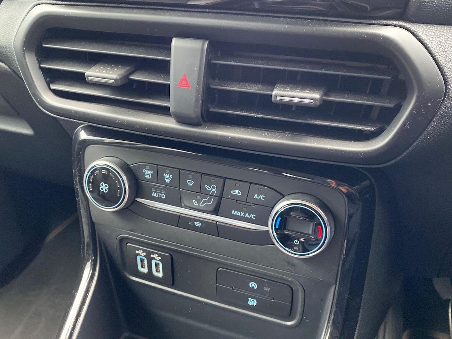 Used Ford Ecosport 2019 for sale - 76374357: Photo 22