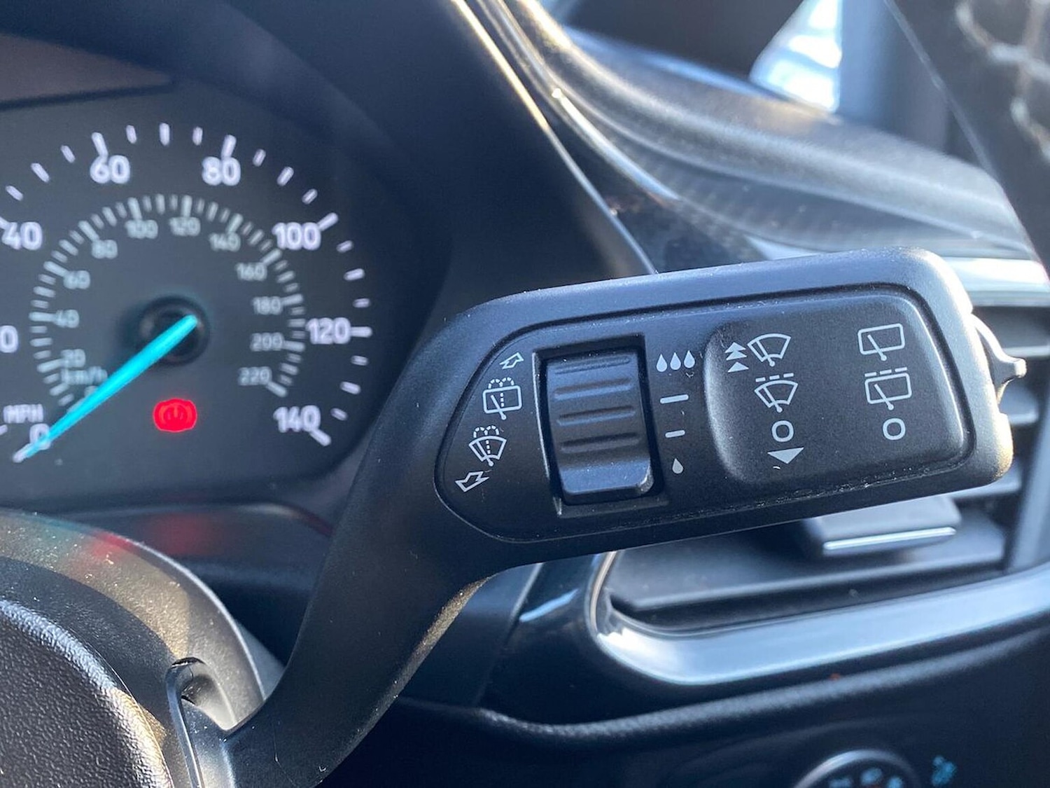 Used Ford Fiesta 2018 for sale - 76407372: Photo 29